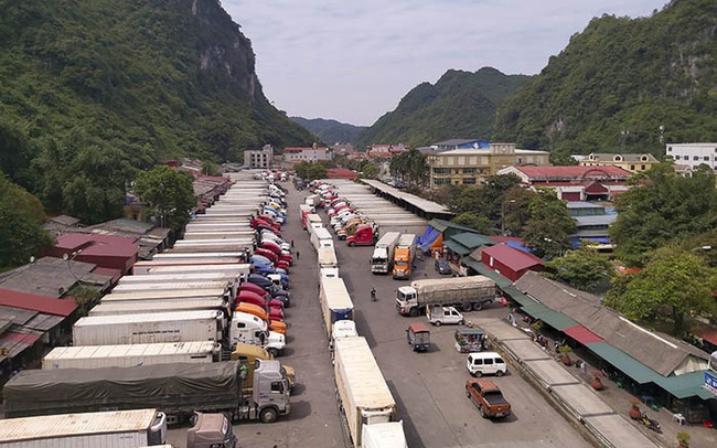 Bộ Công thương nói gì về việc Trung Quốc siết chặt cửa khẩu khiến xuất khẩu hàng hoá gặp khó khăn?