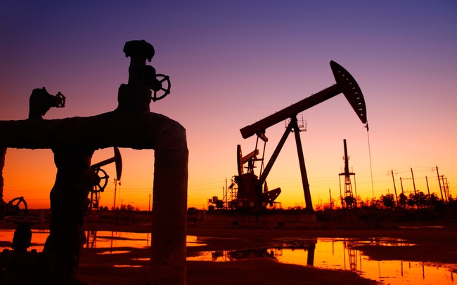 Giá dầu bao giờ sẽ hồi phục?