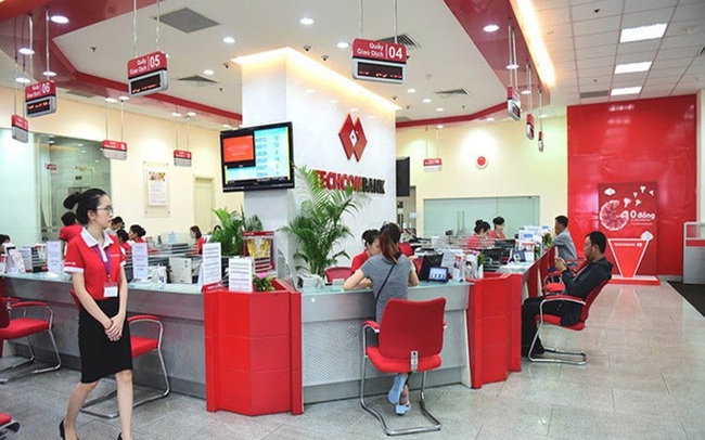Làm sao ngăn ngừa ngân hàng đối thủ lôi kéo khách hàng gửi tiền?