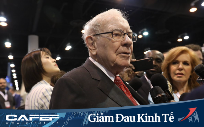 Tập đoàn của tỷ phú Warren Buffett ghi nhận khoản lỗ kỷ lục gần 50 tỷ USD chỉ trong quý I Tập đoàn của tỷ phú Warren Buffett ghi nhận khoản lỗ kỷ lục gần 50 tỷ USD chỉ trong quý I