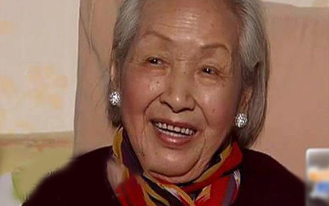 Cụ bà bị ung thư ruột vẫn sống thọ 115 tuổi và có nét đẹp thanh tú như "thiếu nữ": Bí quyết kéo dài sự sống đến từ 4 việc rất cơ bản