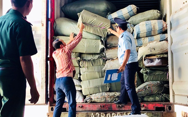 Danh tính công ty nhập khẩu 5 container dược liệu Trung Quốc “đội lốt” hàng nông sản