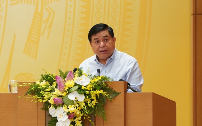 Bộ trưởng Nguyễn Chí Dũng: “Chống suy thoái kinh tế như chống giặc”