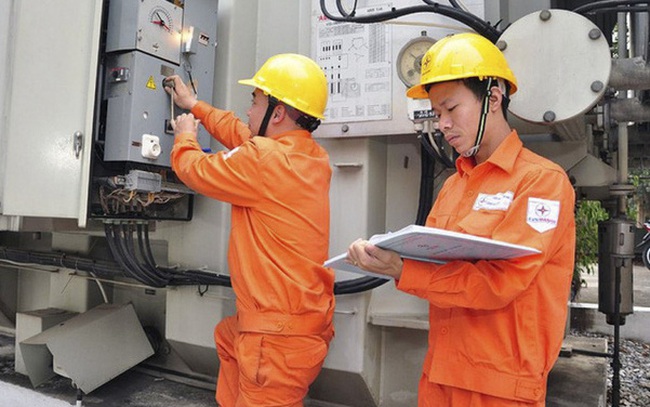 Khách hàng tính thuê luật sư kiện, EVN Hoàn Kiếm trả lời "công tơ đạt yêu cầu kỹ thuật đo lường"