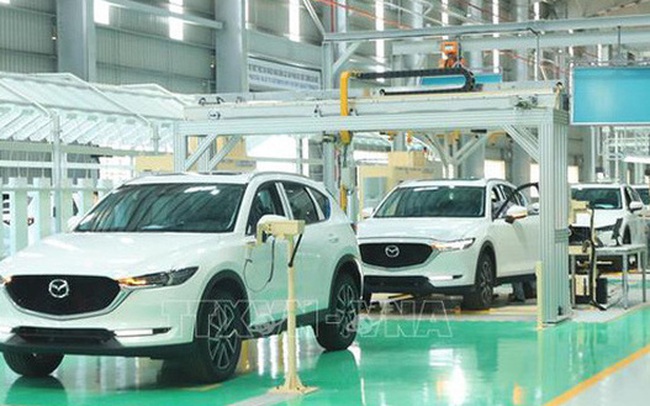 Thị trường ô tô sau một tuần giảm 50% phí trước bạ