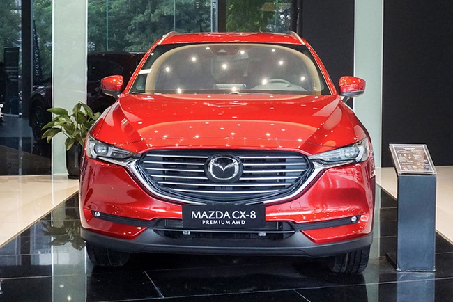 Sau lần giảm giá sốc, loạt xe Mazda thêm khuyến mãi mạnh tay tại Việt Nam, quyết giành lại vị thế trên thị trường