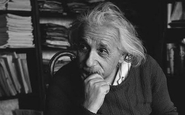 Albert Einstein từng cảm thán "Thật kỳ lạ khi được cả thế giới biết đến nhưng vẫn rất cô đơn": Suy cho cùng, người càng thông minh thì càng bất hạnh!