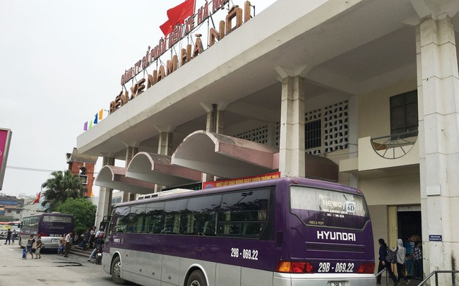 Lo bến lại 'vỡ trận' với đề xuất cho xe khách chạy xuyên tâm Hà Nội