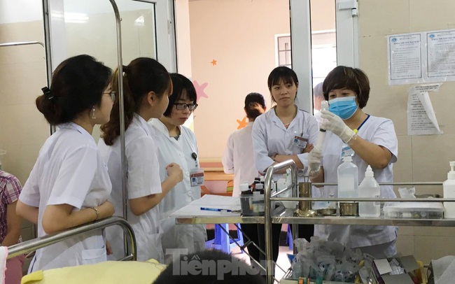 Bộ Y tế nói gì vụ học phí trường Y Dược tăng đến 70 triệu đồng/năm?
