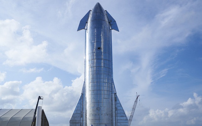 Elon Musk chuẩn bị xây bệ phóng tên lửa trên mặt nước, làm bàn đạp cho tàu Starship chở người xuyên lục địa, lên Mặt Trăng và đáp Sao Hỏa