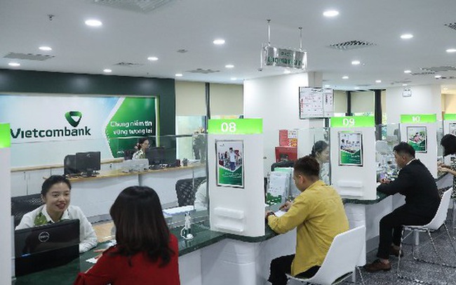 Ngân hàng lớn đồng loạt giảm mạnh lãi suất huy động VND Ngân hàng lớn đồng loạt giảm mạnh lãi suất huy động VND