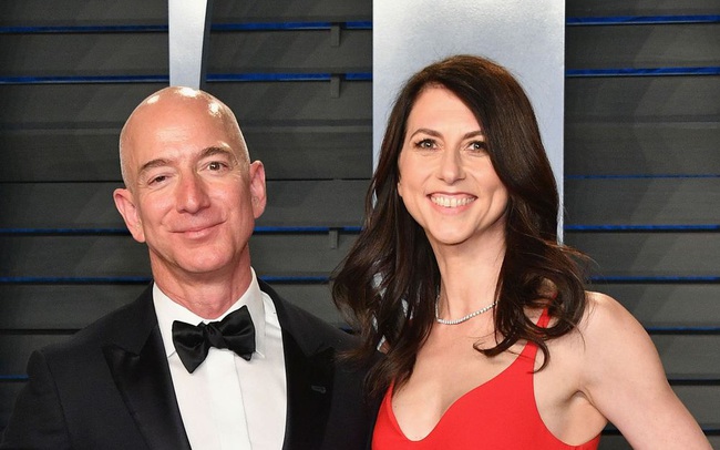 10 tỷ phú kiếm được nhiều tiền nhất tuần qua: Jeff Bezos và vợ cũ ‘bỏ túi’ gần 12 tỷ USD 10 tỷ phú kiếm được nhiều tiền nhất tuần qua: Jeff Bezos và vợ cũ ‘bỏ túi’ gần 12 tỷ USD