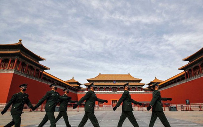 Báo Australia: Vấp phải rào cản lớn nhất do chính Bắc Kinh tự đề ra, TQ sẽ "già trước khi giàu"