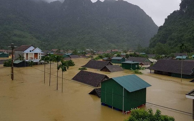 Jang Kều chia sẻ mô hình nhà phao của Nhà Chống Lũ: Cùng chung tay để "Lũ qua đi, nhà-an-toàn ở lại!