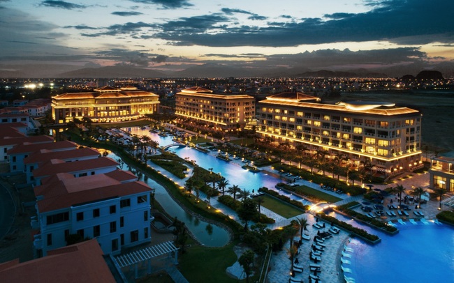 Lỗ nặng 233 tỷ đồng kể từ đầu năm, chủ đầu tư khách sạn Sheraton Đà Nẵng xin hủy đông ty đại chúng