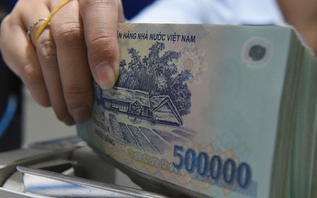 "Bùng nổ" làn sóng giảm lãi suất cho vay mới?
