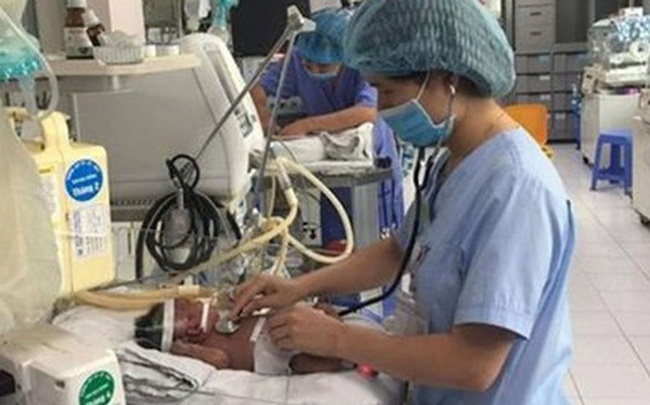 Vụ việc "mẹ ngàn lần xin lỗi con": Phó Giám đốc BV Nhi tiết lộ con số mới đáng lo ngại sau câu chuyện đau xót Vụ việc "mẹ ngàn lần xin lỗi con": Phó Giám đốc BV Nhi tiết lộ con số mới đáng lo ngại sau câu chuyện đau xót