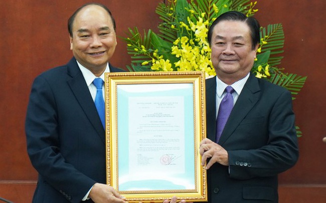 Thủ tướng trao quyết định bổ nhiệm ông Lê Minh Hoan làm Thứ trưởng Bộ NN&PTNT