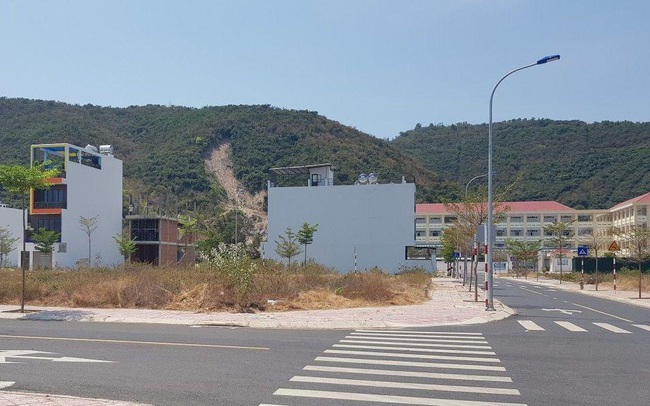 Giá nhà đất Nha Trang, Đà Nẵng giảm mạnh Giá nhà đất Nha Trang, Đà Nẵng giảm mạnh