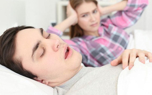 Ngủ ngáy có thể gây ra biến chứng nguy hiểm: Chuyên gia chỉ các bài tập chữa ngáy khi ngủ Ngủ ngáy có thể gây ra biến chứng nguy hiểm: Chuyên gia chỉ các bài tập chữa ngáy khi ngủ