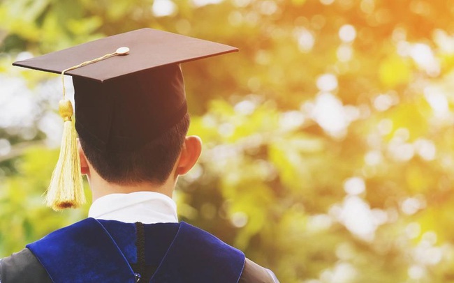 5 năm sau không ai nhớ điểm thi đại học của bạn, 10 năm sau không ai hỏi bạn học trường nào: Thành bại đời người gói gọn trong 5 chữ vàng này 5 năm sau không ai nhớ điểm thi đại học của bạn, 10 năm sau không ai hỏi bạn học trường nào: Thành bại đời người gói gọn trong 5 chữ vàng này