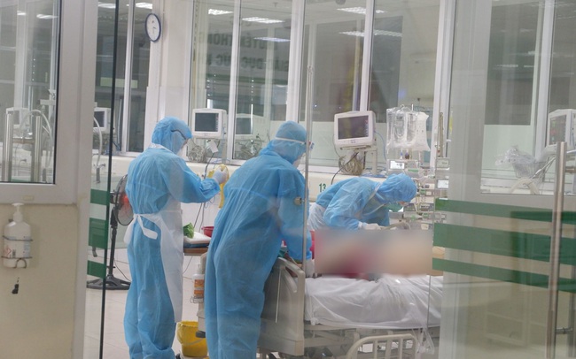 CHỐNG COVID-19: Phải siết mạnh hơn, chặt hơn, bởi sắp tới sẽ là mùa đông khốc liệt CHỐNG COVID-19: Phải siết mạnh hơn, chặt hơn, bởi sắp tới sẽ là mùa đông khốc liệt