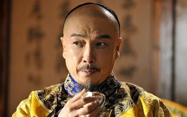 Khang Hi vi hành về lập tức yêu cầu cả hoàng cung thay đổi một thứ, bữa ăn của vua cũng đầy sự khác biệt Khang Hi vi hành về lập tức yêu cầu cả hoàng cung thay đổi một thứ, bữa ăn của vua cũng đầy sự khác biệt