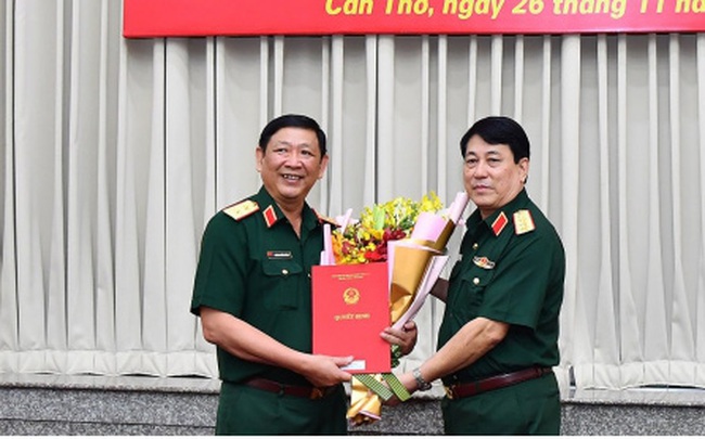 Trao quyết định bổ nhiệm Phó Tổng Tham mưu trưởng QĐND Việt Nam
