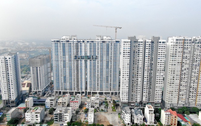 Giá nhà cao gấp 28 lần thu nhập, người trẻ càng xa rời giấc mơ mua nhà Giá nhà cao gấp 28 lần thu nhập, người trẻ càng xa rời giấc mơ mua nhà