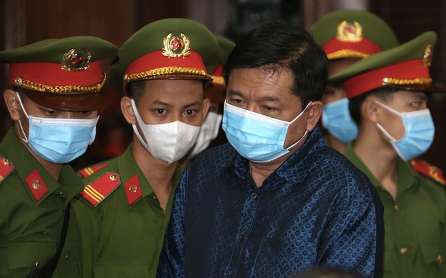 "Bất ngờ" lời khai giữa ông Đinh La Thăng và Nguyễn Hồng Trường "Bất ngờ" lời khai giữa ông Đinh La Thăng và Nguyễn Hồng Trường
