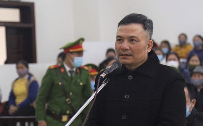 'Trùm' lừa Liên Kết Việt Lê Xuân Giang nhờ nhà sư làm quyết định, bằng khen giả của Thủ tướng 'Trùm' lừa Liên Kết Việt Lê Xuân Giang nhờ nhà sư làm quyết định, bằng khen giả của Thủ tướng