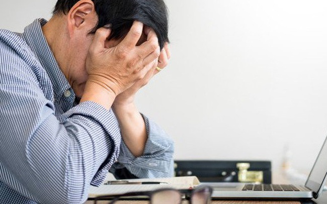Bác sĩ BV Bạch Mai: 7 dấu hiệu nghe vô lý nhưng cảnh báo căn bệnh nghiêm trọng có thể dẫn đến tự tử Bác sĩ BV Bạch Mai: 7 dấu hiệu nghe vô lý nhưng cảnh báo căn bệnh nghiêm trọng có thể dẫn đến tự tử