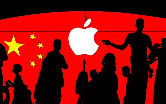Ông Trump cấm cửa WeChat, miếng bánh 44 tỷ USD của Apple bị đe dọa