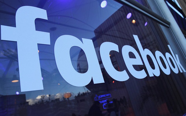 Facebook chỉ trích chính sách tính phí ứng dụng của Apple