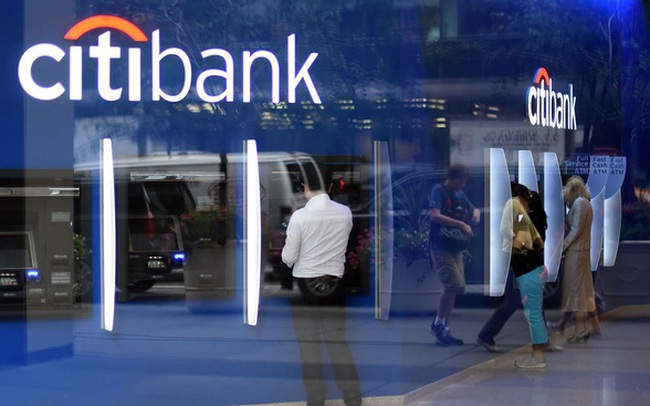 Diễn biến mới vụ Citigroup chuyển nhầm 900 triệu USD: Một vài công ty kiên quyết không trả lại tiền, phía Citi phải cầu cứu tòa án