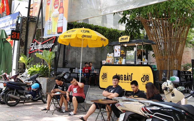 Cà phê Ông Bầu “bán ké” chuỗi nhà hàng bia, đồ nướng