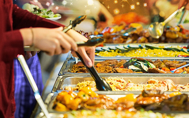 Vì sao kinh doanh nhà hàng buffet lại là loại hình siêu lợi nhuận? Những lý do khiến những ai đam mê khởi nghiệp F&B không nên bỏ qua Vì sao kinh doanh nhà hàng buffet lại là loại hình siêu lợi nhuận? Những lý do khiến những ai đam mê khởi nghiệp F&B không nên bỏ qua