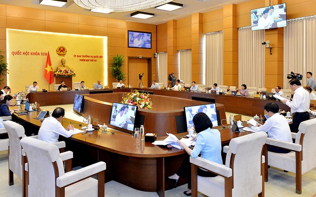 Công bố 3 Nghị quyết của UBTVQH về nhân sự