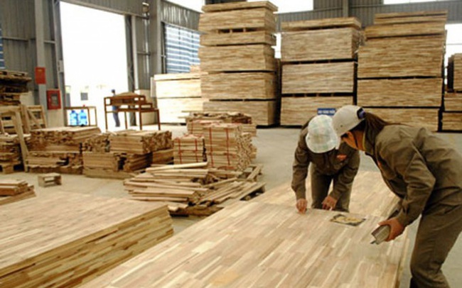 Vụ doanh nghiệp gỗ kêu cứu: Tạm cho xuất khẩu thuế suất 0%