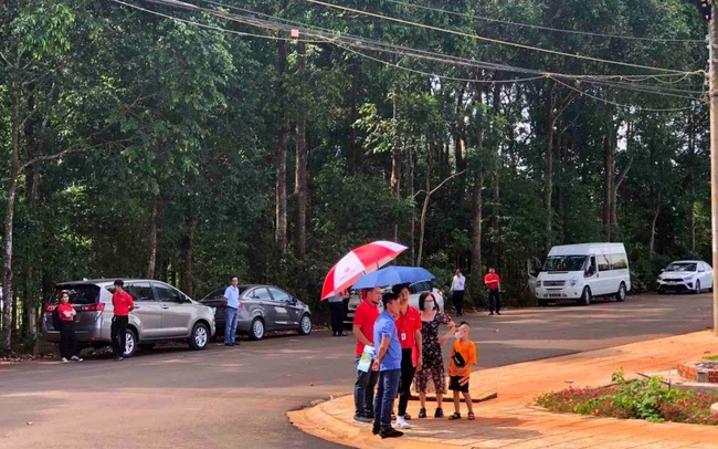Nhiều chuyên gia dự báo bất động sản vẫn là kênh đầu tư sinh lời tốt và hấp dẫn trong trung và dài hạn Nhiều chuyên gia dự báo bất động sản vẫn là kênh đầu tư sinh lời tốt và hấp dẫn trong trung và dài hạn