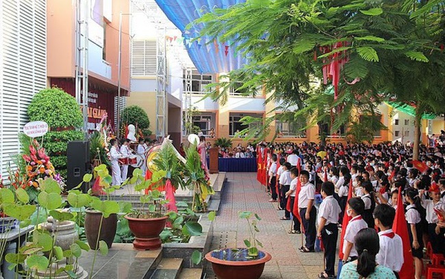 Không phê bình học sinh trước lớp, trước trường từ ngày 1/11 Không phê bình học sinh trước lớp, trước trường từ ngày 1/11