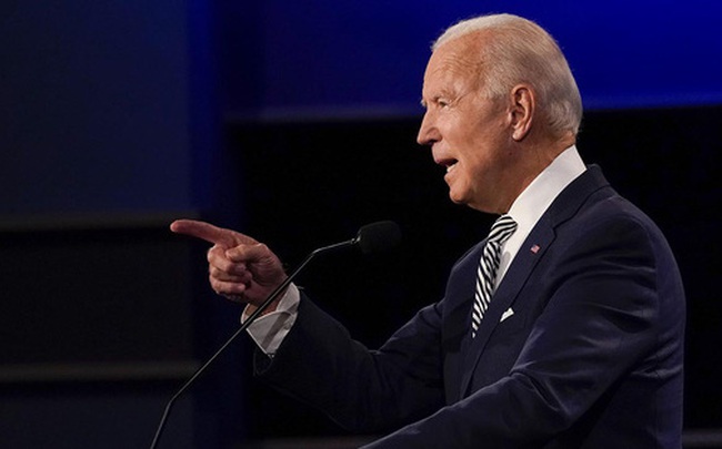 "Kẻ dối trá", "tên hề": Ông Biden gay gắt với ông Trump về vấn đề COVID-19 và dịch vụ chăm sóc y tế "Kẻ dối trá", "tên hề": Ông Biden gay gắt với ông Trump về vấn đề COVID-19 và dịch vụ chăm sóc y tế
