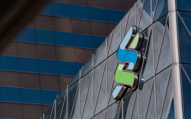 Ngân hàng Standard Chartered nhận án phạt kỷ lục ở Ấn Độ
