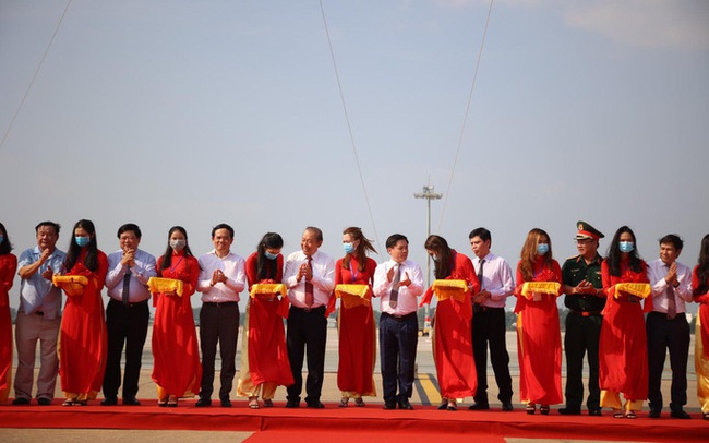CLP: Khánh thành Dự án cải tạo, nâng cấp đường cất hạ cánh, đường lăn Sân bay Tân Sơn Nhất CLP: Khánh thành Dự án cải tạo, nâng cấp đường cất hạ cánh, đường lăn Sân bay Tân Sơn Nhất