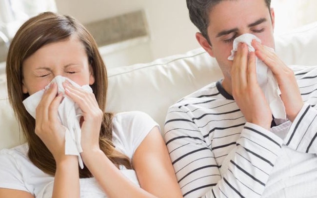 BS hướng dẫn 5 cách phòng chống cảm lạnh, ít ốm vặt: Người nhạy cảm với thời tiết nên biết BS hướng dẫn 5 cách phòng chống cảm lạnh, ít ốm vặt: Người nhạy cảm với thời tiết nên biết