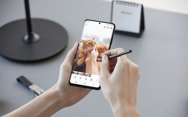 Trang bị tính năng "khủng" cho Galaxy S21, Samsung tiếp tục ghi dấu ấn tiên phong trong công nghệ viễn thông Trang bị tính năng "khủng" cho Galaxy S21, Samsung tiếp tục ghi dấu ấn tiên phong trong công nghệ viễn thông