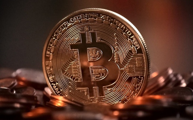 Gần chạm mốc 42.000 USD, Bitcoin giúp thị trường tiền số thăng hoa nhất kể từ 2017