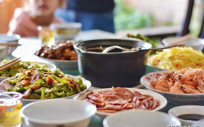 7 "không" vào bữa tối để bảo vệ sức khỏe, tránh bệnh về tiêu hóa và ngừa ung thư 7 "không" vào bữa tối để bảo vệ sức khỏe, tránh bệnh về tiêu hóa và ngừa ung thư