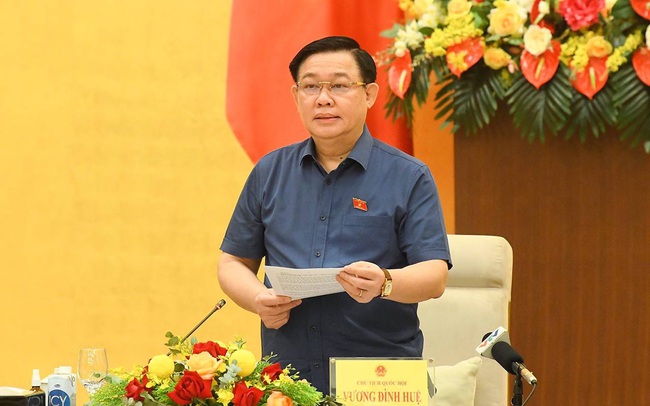 Chủ tịch Quốc hội chủ trì buổi làm việc về chính sách tài khóa và tiền tệ