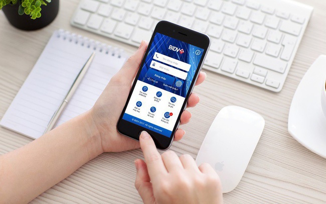 Nhiều ngân hàng cộng thêm lãi suất huy động tới 0,5-1%/năm khi gửi tiết kiệm online